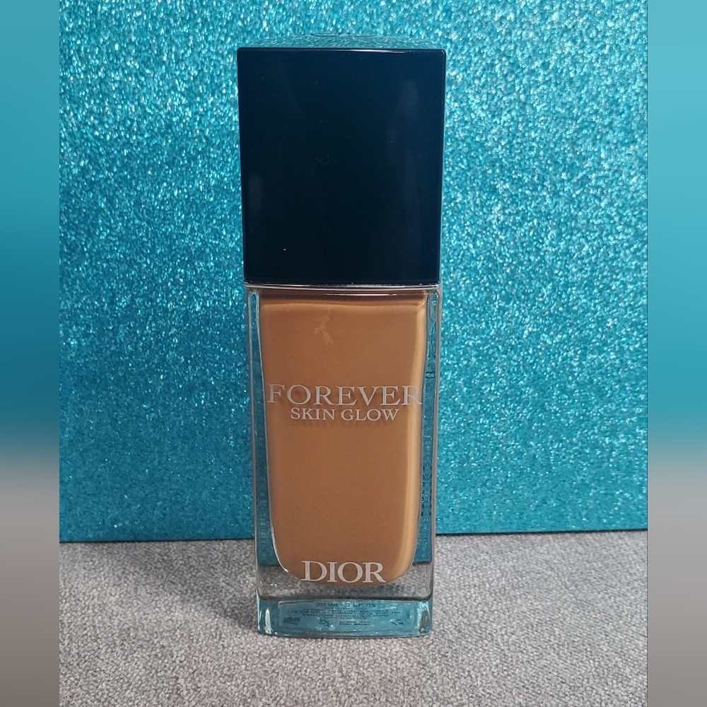 Dior Forever Skin Glow 4.5W